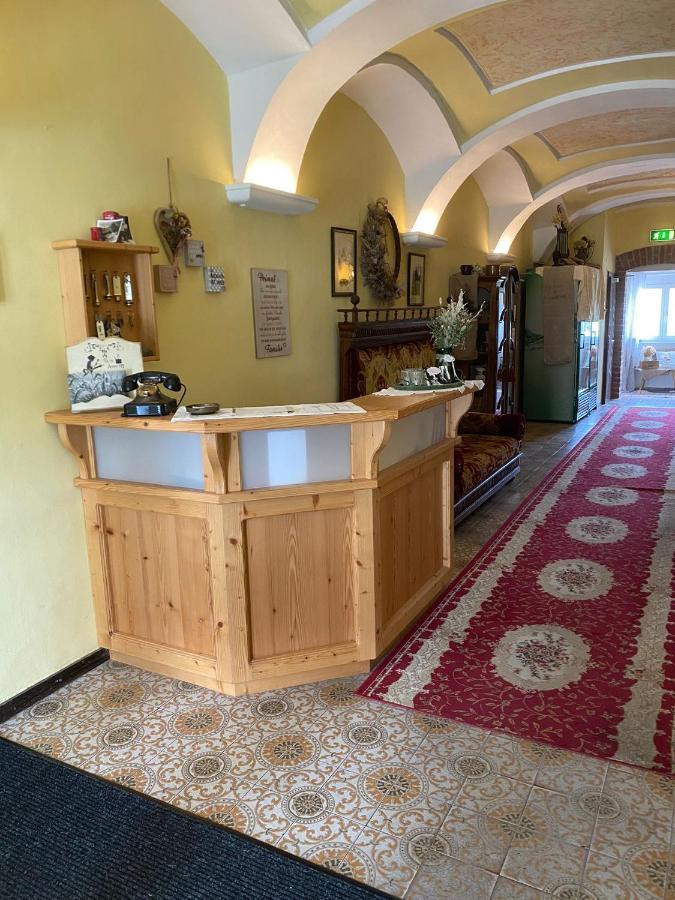 Gasthof Zur Post Soding Exteriör bild